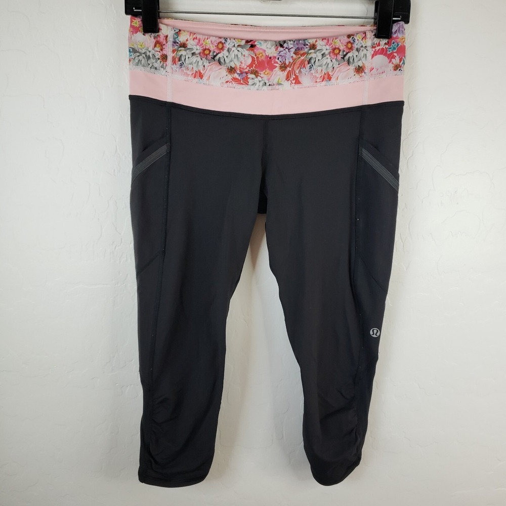 Lululemon Leggings Women's 6โ Black Pink Floral Waist Band Cropped Capri Pants
